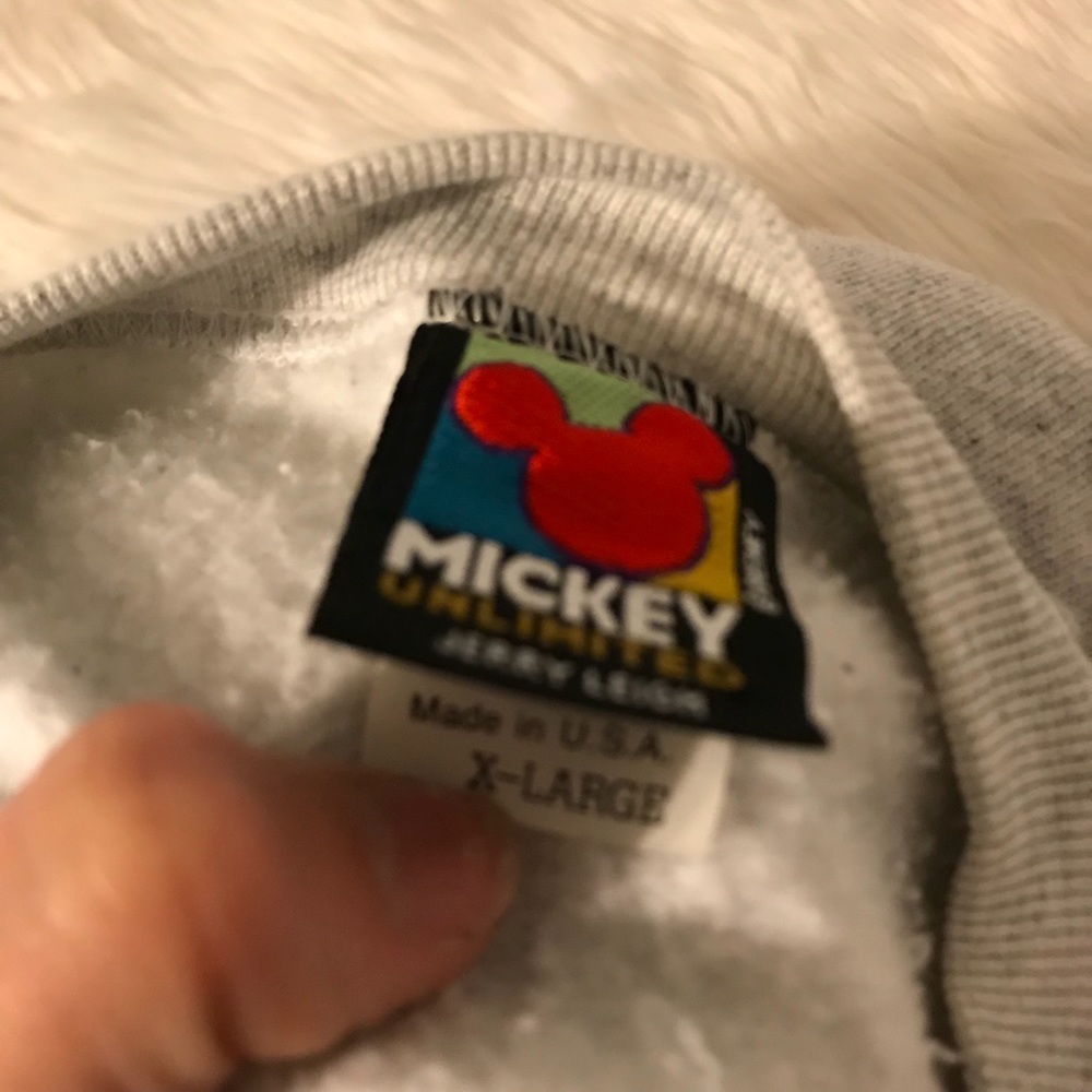 VINTAGE MICKEY MOUSE UNLIMITED ARTIST SWEAT SHIRT - Picture 6 of 8